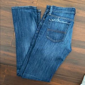 Slim boot jeans